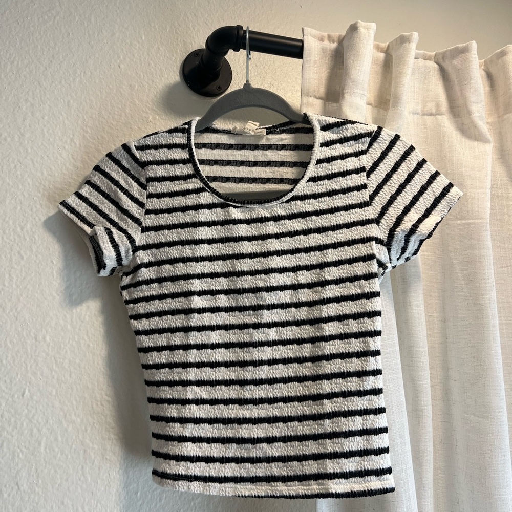 Women’s Stripped Tight tshirt